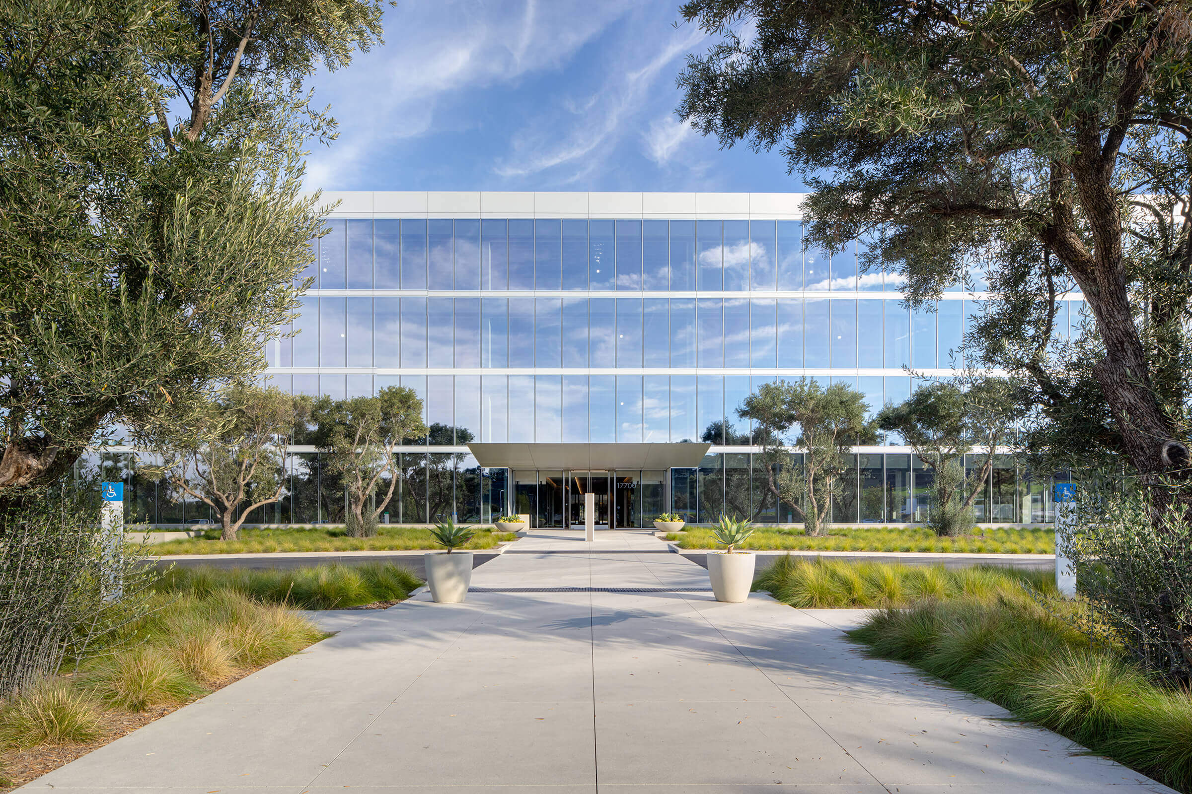 Spectrum Terrace | Burton Landscape Architecture Studio